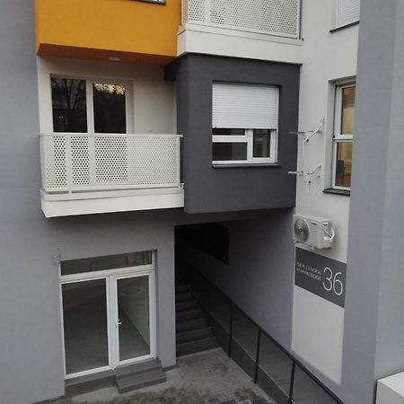 Green Apartment Skopje Exterior photo
